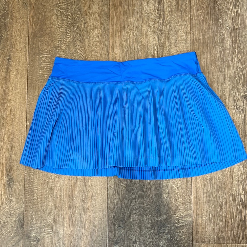 Lululemon Pleat to Street (Pipe Dream Blue) Size 10